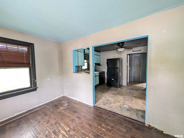 303 WAGNER Street, Washington, IL 61571