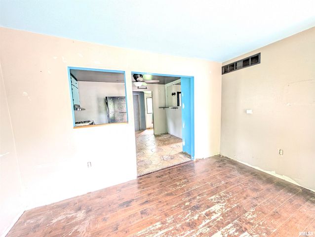 303 WAGNER Street, Washington, IL 61571