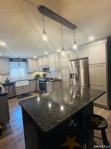 40 Hillcrest Drive, Hebron, CT 06231