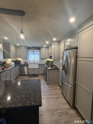 40 Hillcrest Drive, Hebron, CT 06231