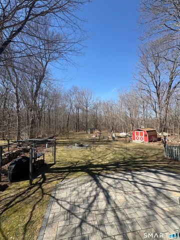 40 Hillcrest Drive, Hebron, CT 06231