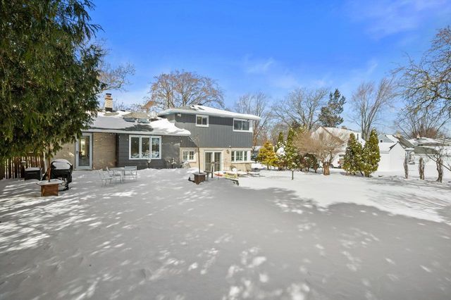 4614 N 107th STREET, Wauwatosa, WI 53225