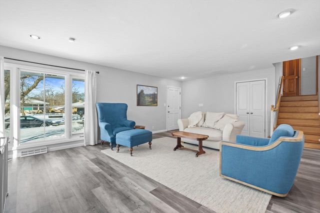 4614 N 107th STREET, Wauwatosa, WI 53225