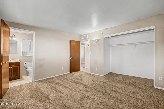 5353 E Douglas Street, Tucson, AZ 85711