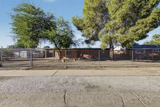 5353 E Douglas Street, Tucson, AZ 85711