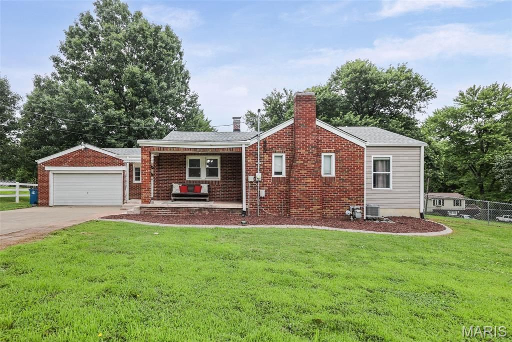 813 Oran Street, Collinsville, IL 62234