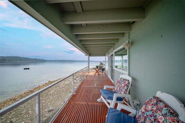 23832 N US Highway 101, Hoodsport, WA 98548