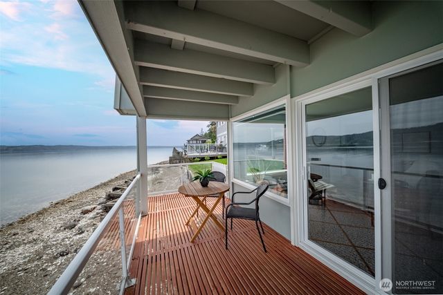 23832 N US Highway 101, Hoodsport, WA 98548