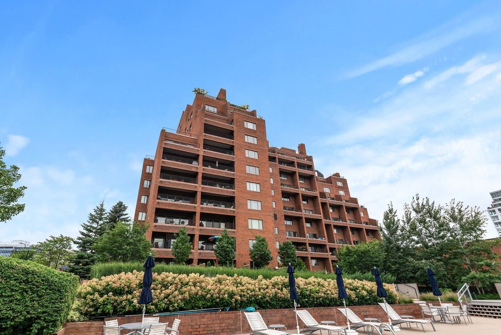 100 2nd Street SE 406, Minneapolis, MN 55414 — exterior