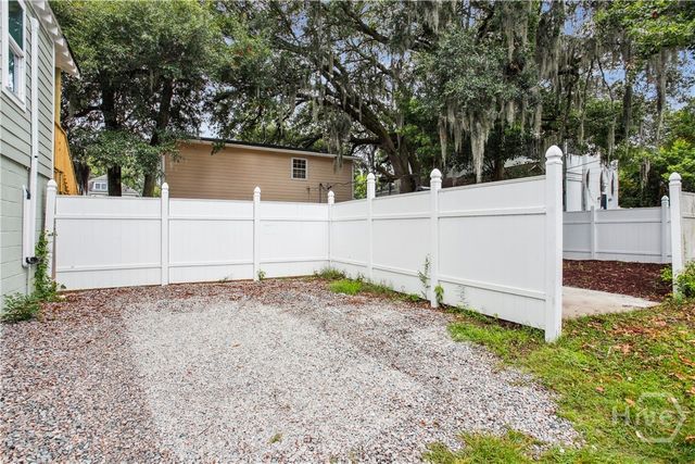 1108 E Duffy Street, Savannah, GA 31401