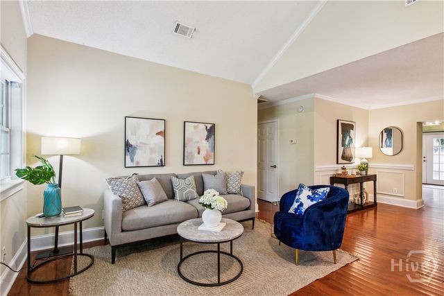 1108 E Duffy Street, Savannah, GA 31401