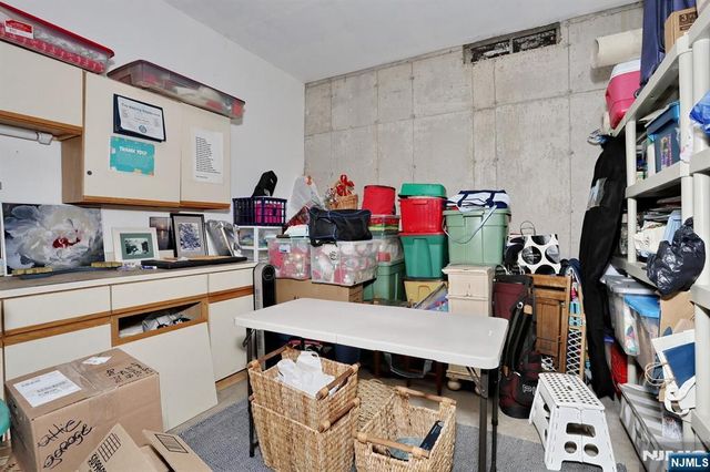 302 Mark Twain Way 302, Mahwah, NJ 07430