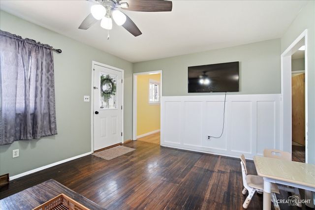 210 E Edgelawn Drive, Plano, IL 60545