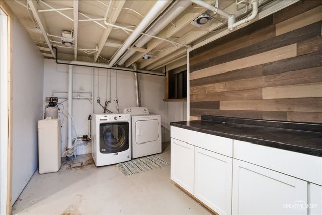 210 E Edgelawn Drive, Plano, IL 60545