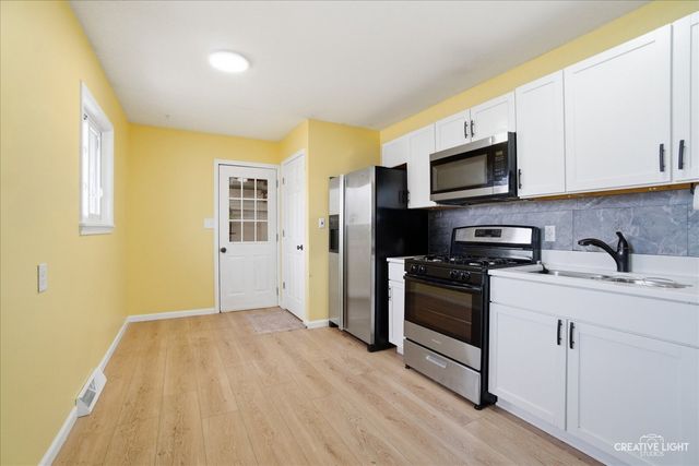 210 E Edgelawn Drive, Plano, IL 60545