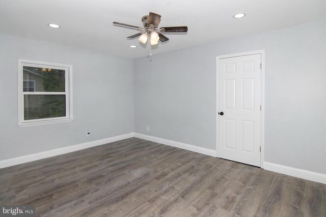 1398 S MYRTLE ST, Vineland, NJ 08360