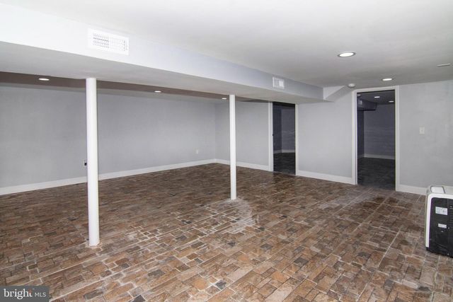 1398 S MYRTLE ST, Vineland, NJ 08360