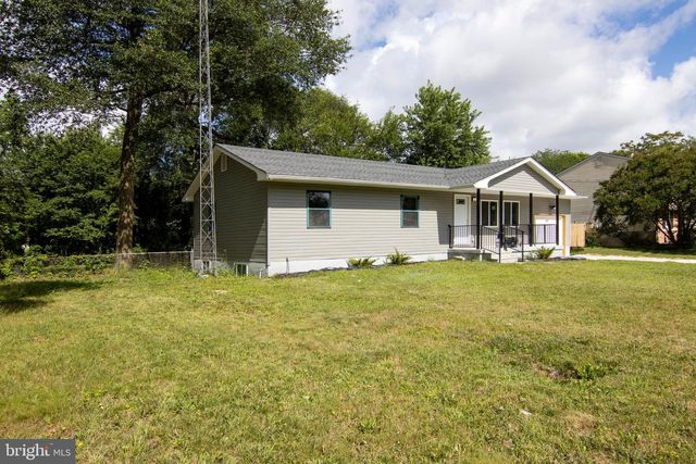 1398 S MYRTLE ST, Vineland, NJ 08360