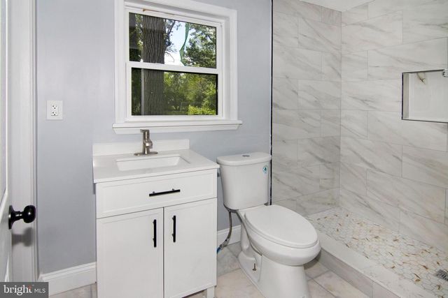 1398 S MYRTLE ST, Vineland, NJ 08360