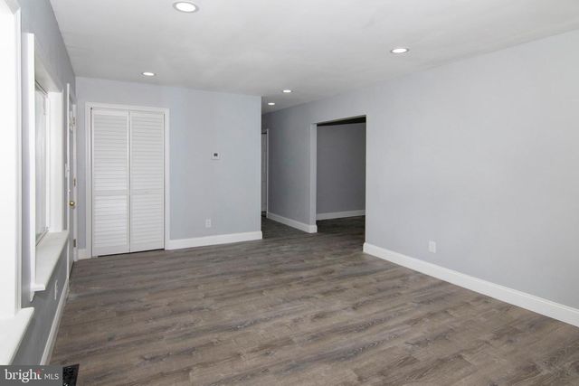 1398 S MYRTLE ST, Vineland, NJ 08360