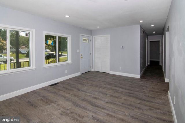 1398 S MYRTLE ST, Vineland, NJ 08360
