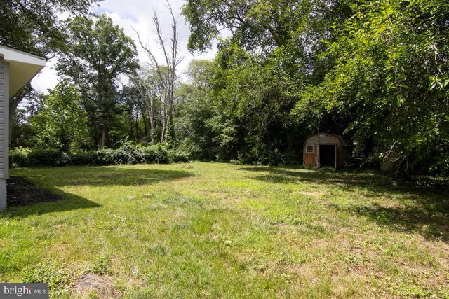 1398 S MYRTLE ST, Vineland, NJ 08360