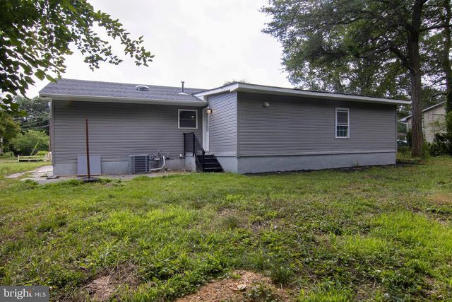 1398 S MYRTLE ST, Vineland, NJ 08360