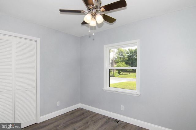 1398 S MYRTLE ST, Vineland, NJ 08360