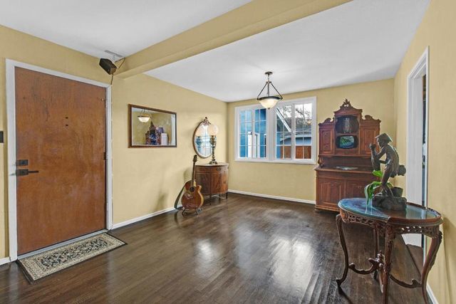 1184 Escalero Avenue, Pacifica, CA 94044