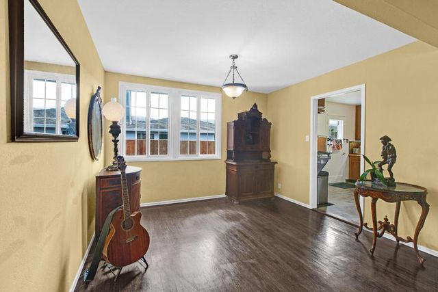 1184 Escalero Avenue, Pacifica, CA 94044