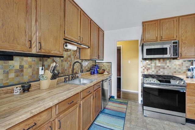 1184 Escalero Avenue, Pacifica, CA 94044