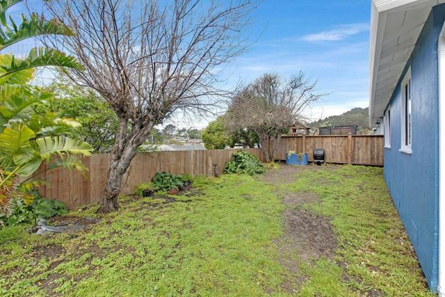 1184 Escalero Avenue, Pacifica, CA 94044