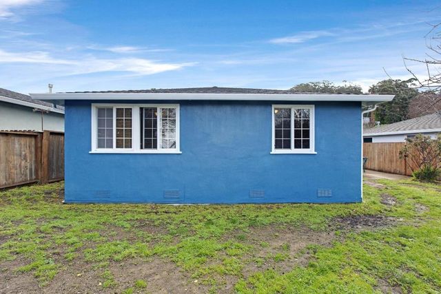 1184 Escalero Avenue, Pacifica, CA 94044