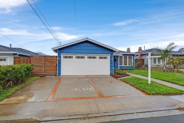 1184 Escalero Avenue, Pacifica, CA 94044