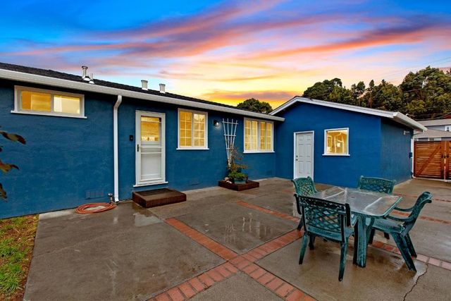 1184 Escalero Avenue, Pacifica, CA 94044