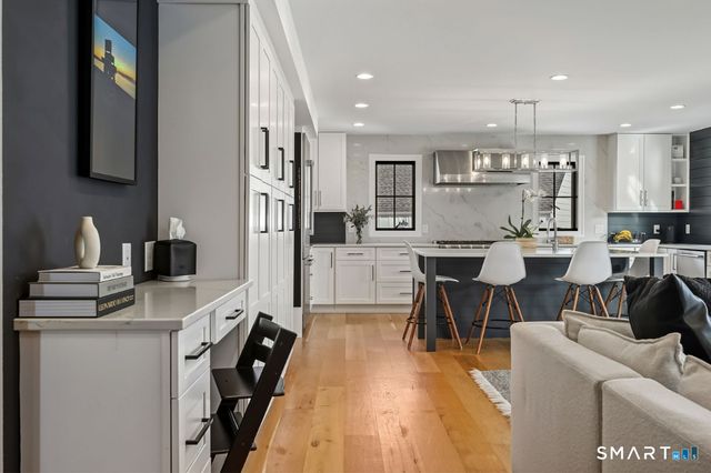 187 Catherine Terrace, Fairfield, CT 06824