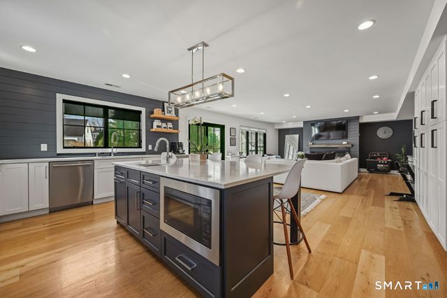 187 Catherine Terrace, Fairfield, CT 06824