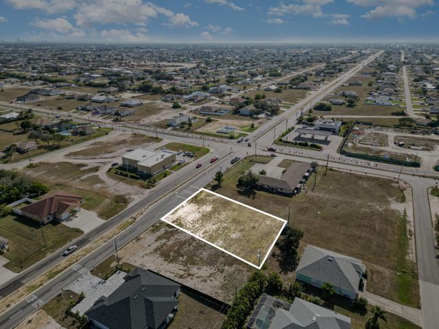 1616 Andalusia Boulevard, Cape Coral, FL 33909