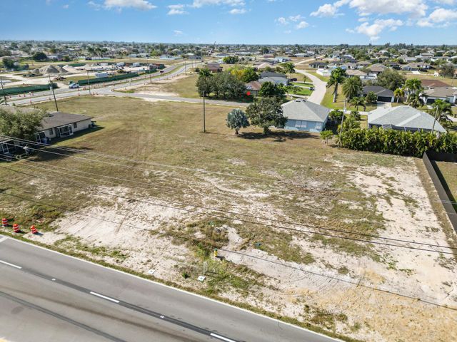 1616 Andalusia Boulevard, Cape Coral, FL 33909