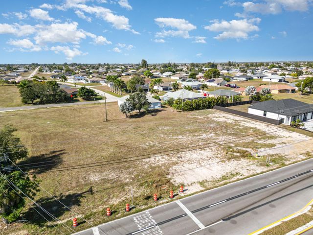 1616 Andalusia Boulevard, Cape Coral, FL 33909