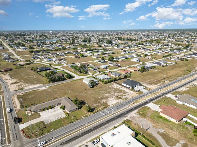 1616 Andalusia Boulevard, Cape Coral, FL 33909