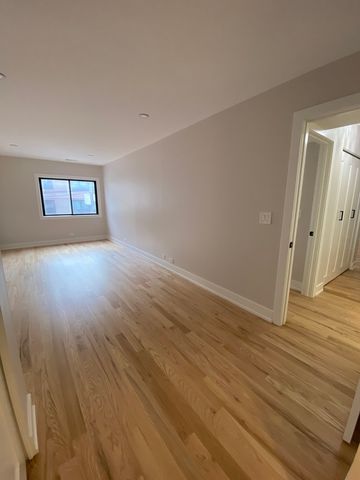 1455 W Fullerton Avenue 203, Chicago, IL 60614