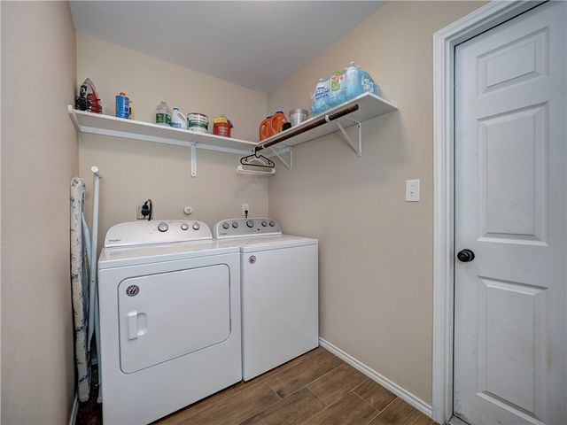 1997 Admiral, Aransas Pass, TX 78336