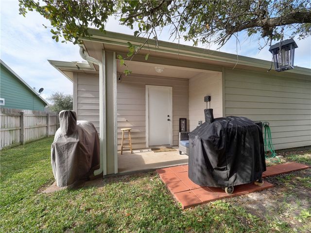 1997 Admiral, Aransas Pass, TX 78336