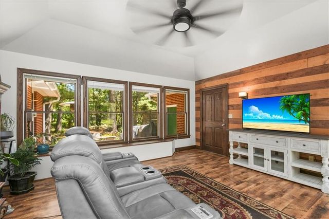 601 Darrow Street, Warrensburg, MO 64093