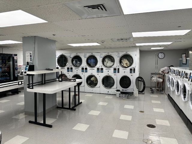 6 Whittier Place 7P, Boston, MA 02114