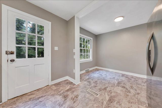817 Hanover AVE, Roanoke, VA 24016