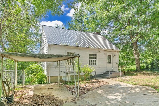 817 Hanover AVE, Roanoke, VA 24016