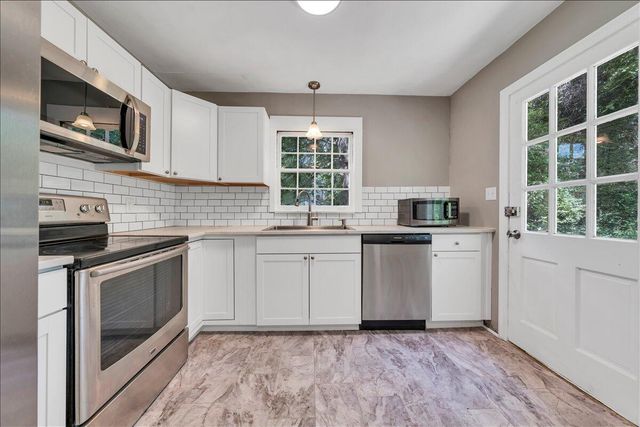 817 Hanover AVE, Roanoke, VA 24016