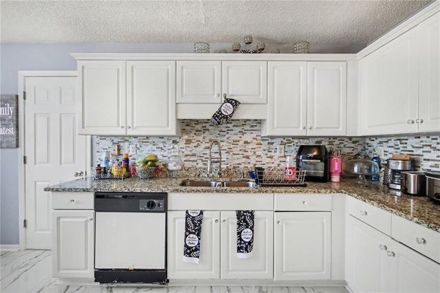 60 Post Oak Trace, Villa Rica, GA 30180